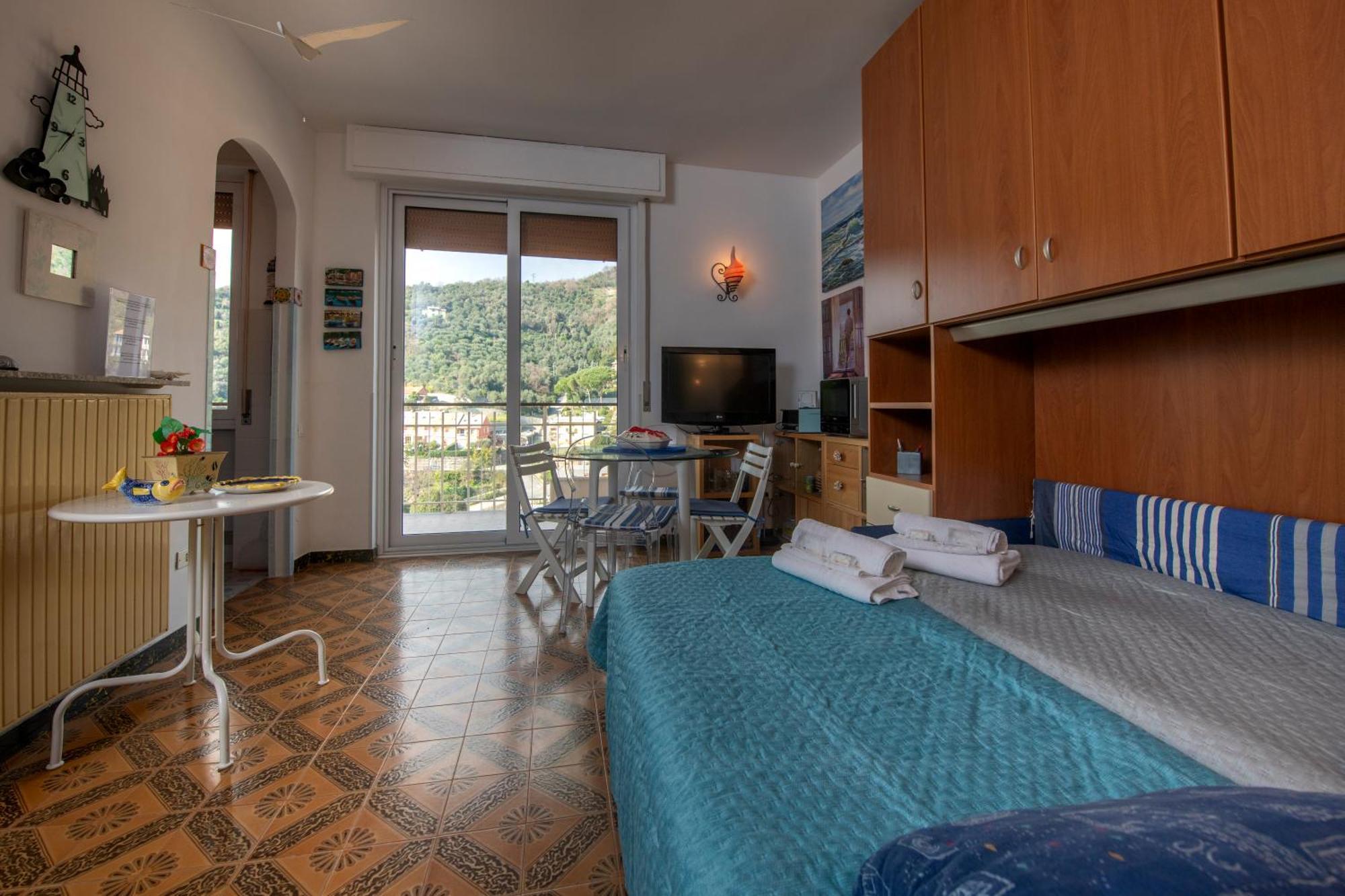 239 - Casa Del Sole Vista Mare - 5minuti A Piedi Dal Mare - Parcheggio Privato Apartment Moneglia